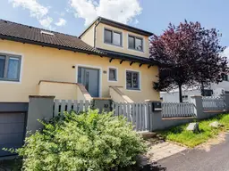 Modernes Zuhause und sonnige Gartenidylle in beliebter Lage!