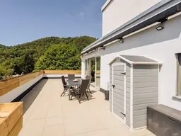 Großzügiges Penthouse mit Weitblick, Sonnenterrasse, Fußbodenheizung &amp; Luftwärmepumpe!