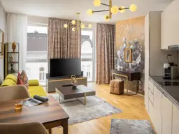 DELUXE STUDIO 