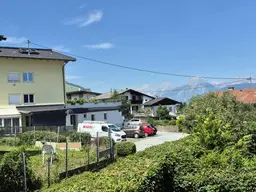 Wohnung mit Balkon, Gemeinschaftsgarten, AAP und Garage in Axams