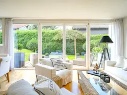 SISTRANS - Stilvolles Reihenhaus mit modernem Flair in begehrter Wohnlage zu verkaufen