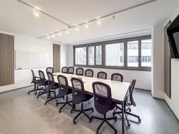 Großzügiges Büro mit ca. 700 m² Fläche, Tiefgarage und Lager in U-Bahn-Nähe im 1110 Wien zum Kauf!