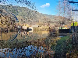  Exklusives Anwesen am Ossiacher See: Wohnen im Naturschutzgebiet mit Bungalow und Baderecht