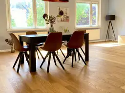 Wohnen im Grünen -Renovierte 2,5 Zimmer Wohnung