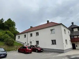 Mehrparteienhaus mit 3 Wohneinheiten - Vollvermietet