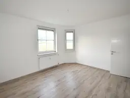 Modernisierte 3-Zimmer Wohnung mit Loggia, nahe dem Donauradweg!