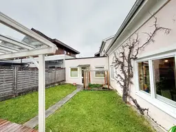 Oberndorf: Attraktives Geschäftshaus in bester Ortslage!