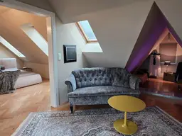 MIETE mit KAUFOPTION - charmante Wohnung; Moderne trifft Klassik über den Dächern von Wr. Neustadt!