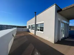 Traumhaftes Penthouse mit großer Dachterrasse und stilvollem Ambiente!
