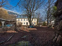 TOP-sanierte traditionsreiche Gastronomiefläche mit Gastgarten in einzigartiger Lage - LÖWENHAUS