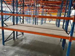 Flexibel Lagerfläche ab 50m² in Lagerhalle mit 3000m² mieten