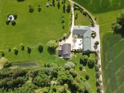 Landhaus in Alleinlage zum Verkauf!