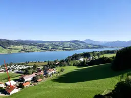 Wohnen am Irrsee - Teilsaniertes Einfamilienhaus mit Seeblick