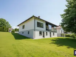 Großflächiges Wohnhaus in Entwicklung – Jetzt selbst mitgestalten! (Provisionsfrei)