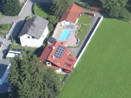 Charmantes 7-Zimmer-Haus mit großzügigem Garten in bester Lage (Provisionsfrei)