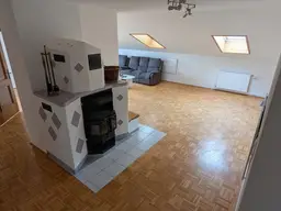 Geräumige 5-Zimmer-DG-Wohnung mit Balkon in Frauental (Provisionsfrei)