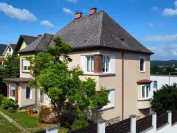 Wohnung in stilvoller Altbauvilla mit traumhaftem Ausblick über Rodaun