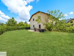 Einfamilienhaus mit sonnigem Garten - Vollunterkellert