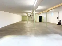 Halle &amp; Werkstatt im Gewerbepark Nussdorf