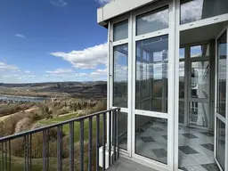 Majestätisch Wohnen über der Donau – Schlossblick inklusive