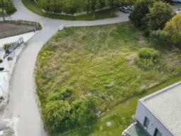 Einzigartiges Grundstück im Naturparadies mit Badesee, Sportplatz &amp; Reithalle