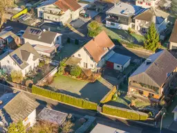 Schönes Wohnhaus mit Entwicklungsmöglichkeiten in bester Lage
