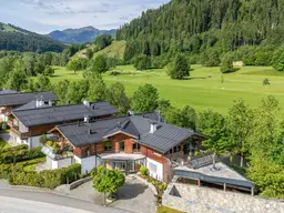 Moderne Haushälfte mit Kaiserblick