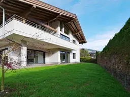 Stilvolle Gartenwohnung mit Bergblick