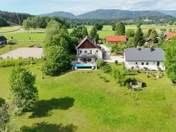 Historisches Anwesen mit Potential – Wohnen &amp; Arbeiten im Grünen unweit des Klopeiner Sees!