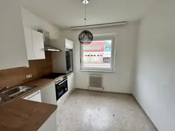 3 Zimmer Genossenschaftswohnung mit Loggia und Fernblick 