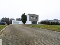 Platz zum Spielen. Platz zum Leben. Platz für Ihre Zukunft.