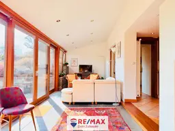 Wunderschöne Wohnung in traumhafter Villa zu vermieten