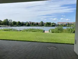 Vösendorf Seepark, Stilvolle 3- Zimmer- Wohnung mit Balkon und Parkplatz
