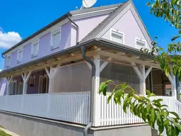 wunderschönes Zweifamilienhaus in Top Siedlungslage- auch für Anleger perfekt