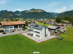 Modernes Wohn- &amp; Geschäftshaus in Bestlage von Kössen!