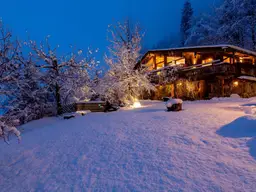 Exklusives Luxus-Chalet-Ensemble in Bestlage des Zillertals – Privatresidenz &amp; Investment