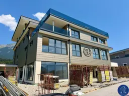 Repräsentative Praxis-/Bürofläche im DG – ca. 315 m² mit Terrassen – Neubau Edelrohbau