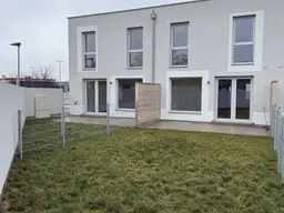 NEU BAU - mit Keller, Garten und je 2 Stellplätzen!