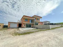 Ihr Traumhaus mit Pool - Rohbau Plus oder schlüsselfertig möglich (1 Einheit bereits reserviert)
