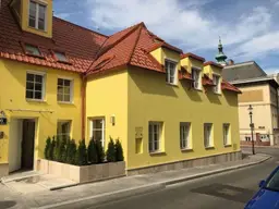 Kernsanierte Wohnungen im Biedermeierhaus