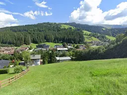 ruhig gelegenes Hanglage-Grundstück mit Panoramablick 