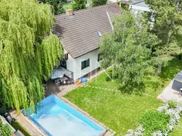 Mehrfamilienhaus mit separaten Eingängen, großem Garten und Pool (Nähe Bahnhof Silberwald)!