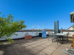 3-Zimmer DG Wohnung mit XL Dachterrasse und Weitblick!