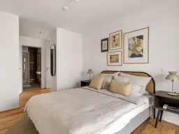 ERÖFFNUNGSANGEBOT: 1 Monat mietfrei - Kurzzeitmiete: 2-Zimmer Wohnung Large (möbliert) mit Zugang zu Fitness, Co-Working, Dachterrasse, Kinoraum