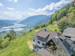Traumresort in Best- &amp; Alleinlage über Ossiacher See