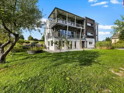 Moderne Dachgeschosswohnung am Aichwaldsee mit privatem Seezugang!