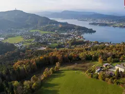 Ruhiges Pracht-Panorama-Landhaus + Pool über dem Wörthersee-Südufer