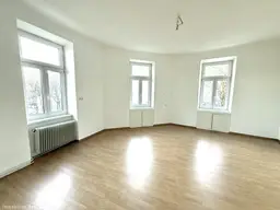 CHARMANTE ETAGENWOHNUNG! Modern, komfortabel &amp; bestens angebunden!