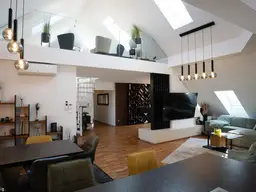 PENTHOUSE DER EXTRAKLASSE! 230m² Wohnluxus mit Galerie &amp; Traumterrasse!