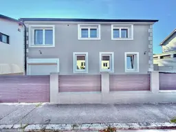 TRAUMHAFTES EINFAMILIENHAUS! Vollsaniert mit Garten und Terrasse!